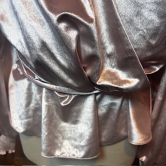 White House Black Market Blush Pink Velvet Wrap Top - Size XL - Picture 3 of 8